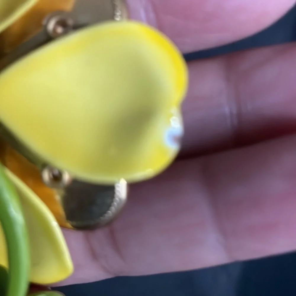Vintage Yellow enamel and rhinestone Flower Brooch